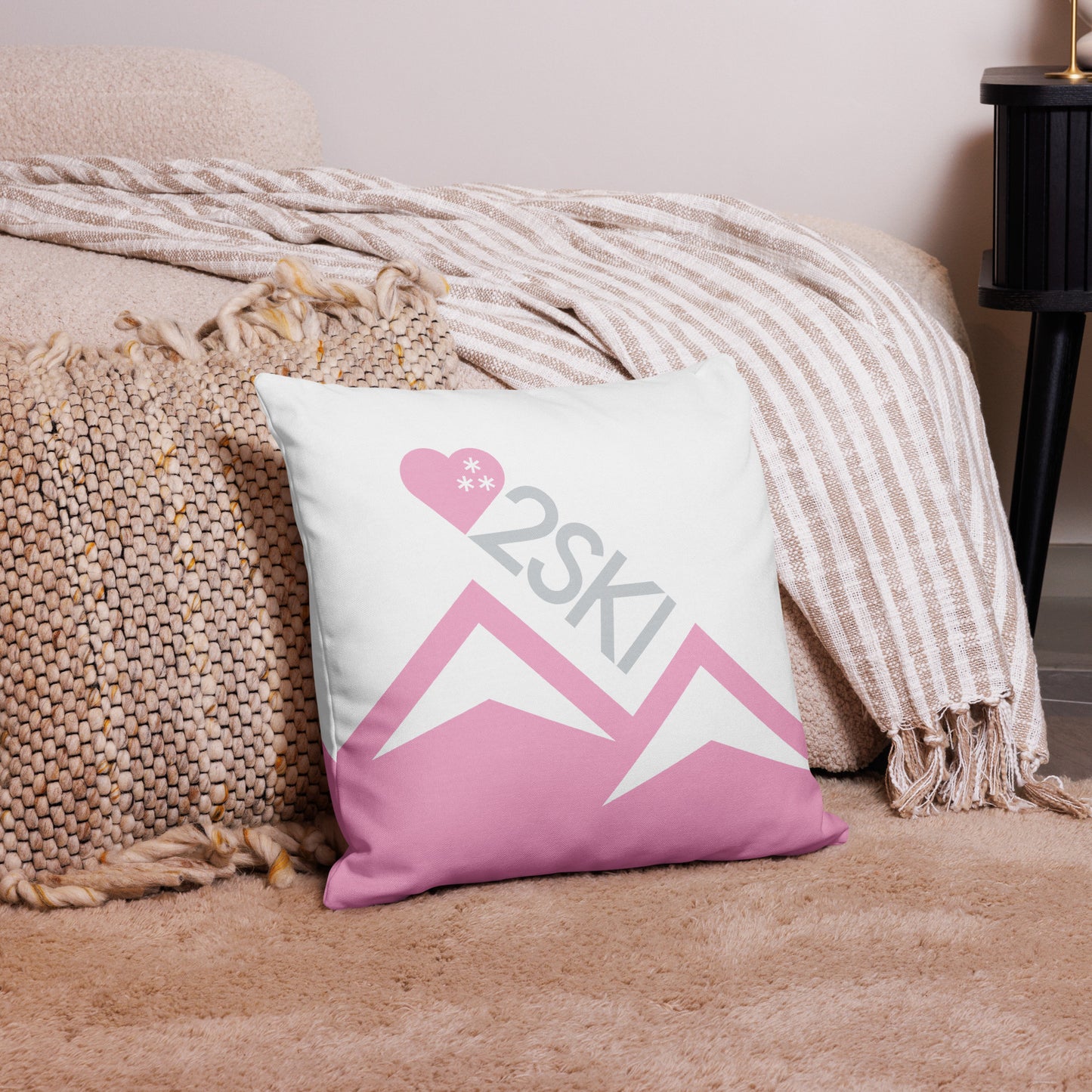 CS0027 - 06005 - LOVE2SKI Premium Pillow