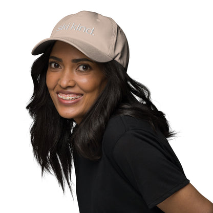 CS0017 - 04002 - ski kind Dad Hat