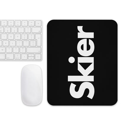 CS0020 - 05007 - Skier Mouse pad