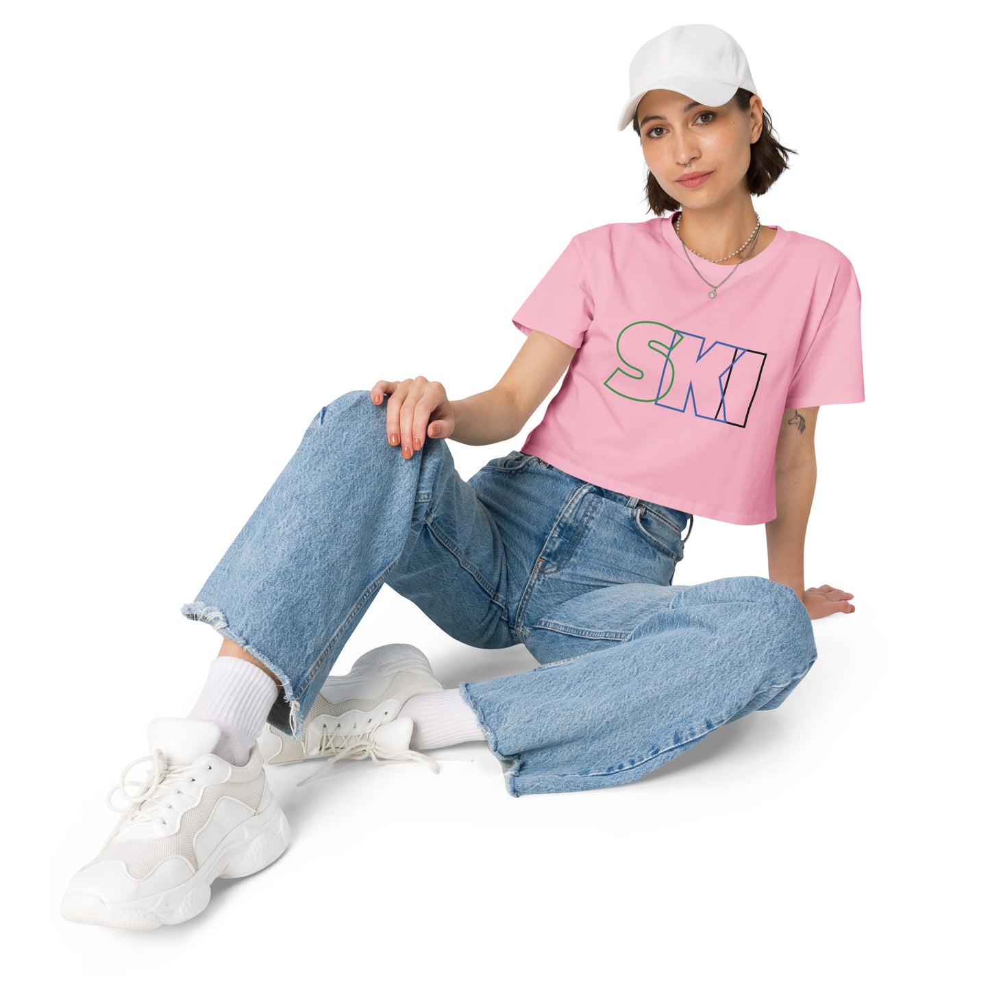 CS0052 - 02010 - SKI Outlined Women’s Crop Tee