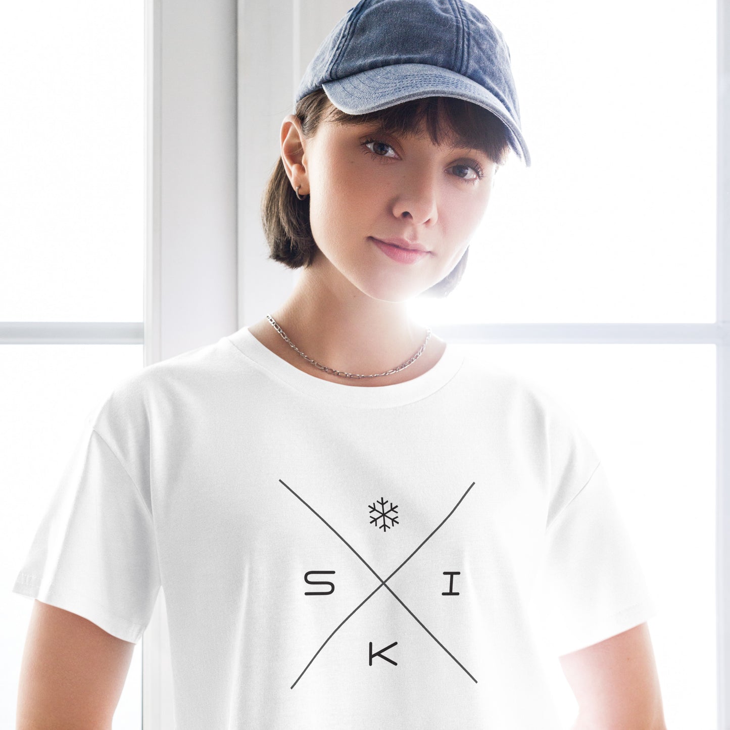 CS0076 - 02010 - X-SKI Women’s Crop Tee